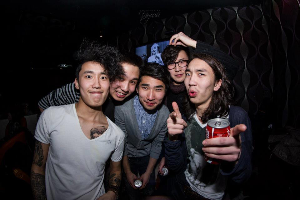 The Colors: Ганц Монголдоо гэлтгүй бусад оронд өрсөлдөхөөр сарвайж үзнэ дээ